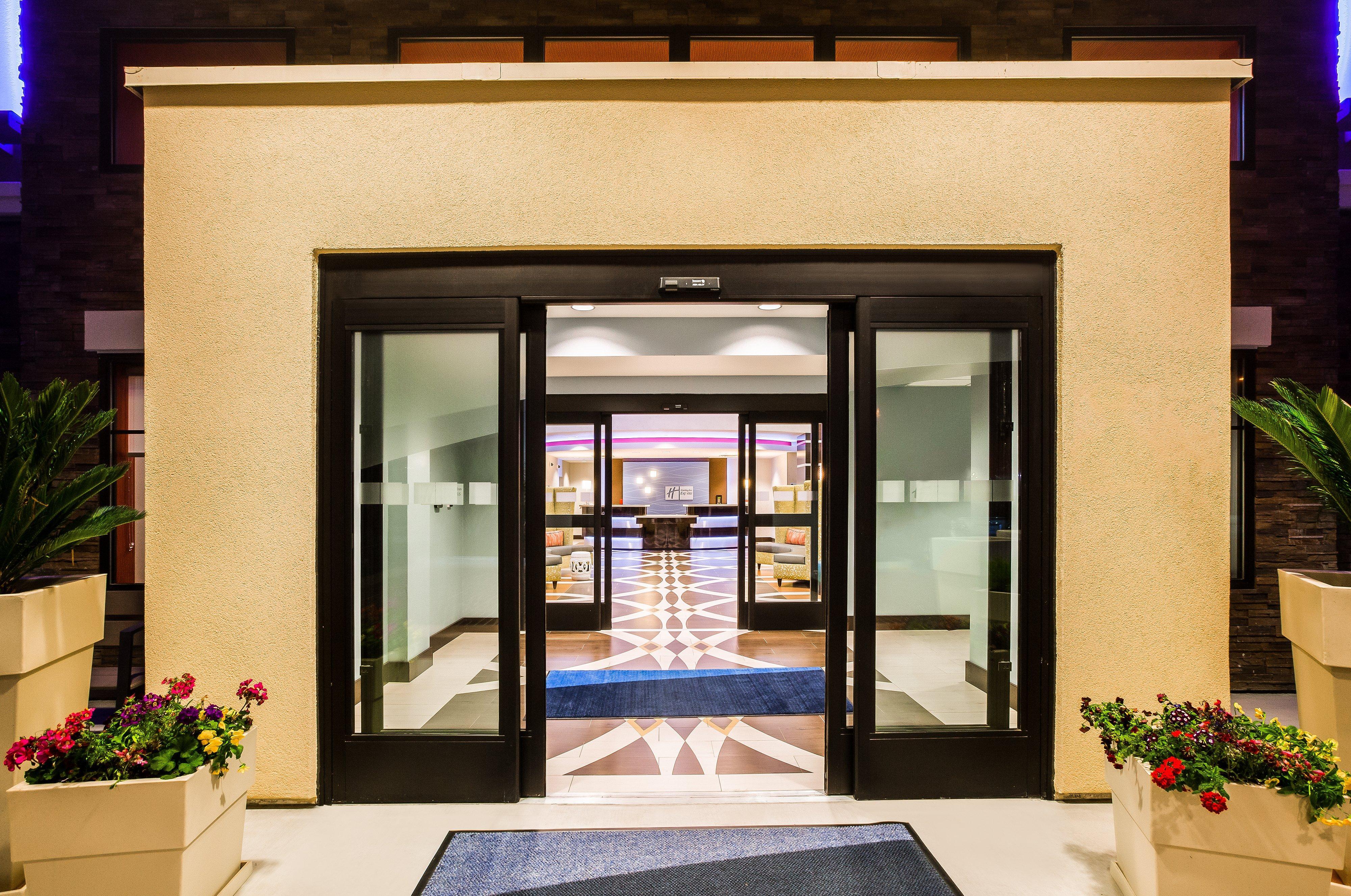 Holiday Inn Express & Suites Eureka By Ihg Luaran gambar