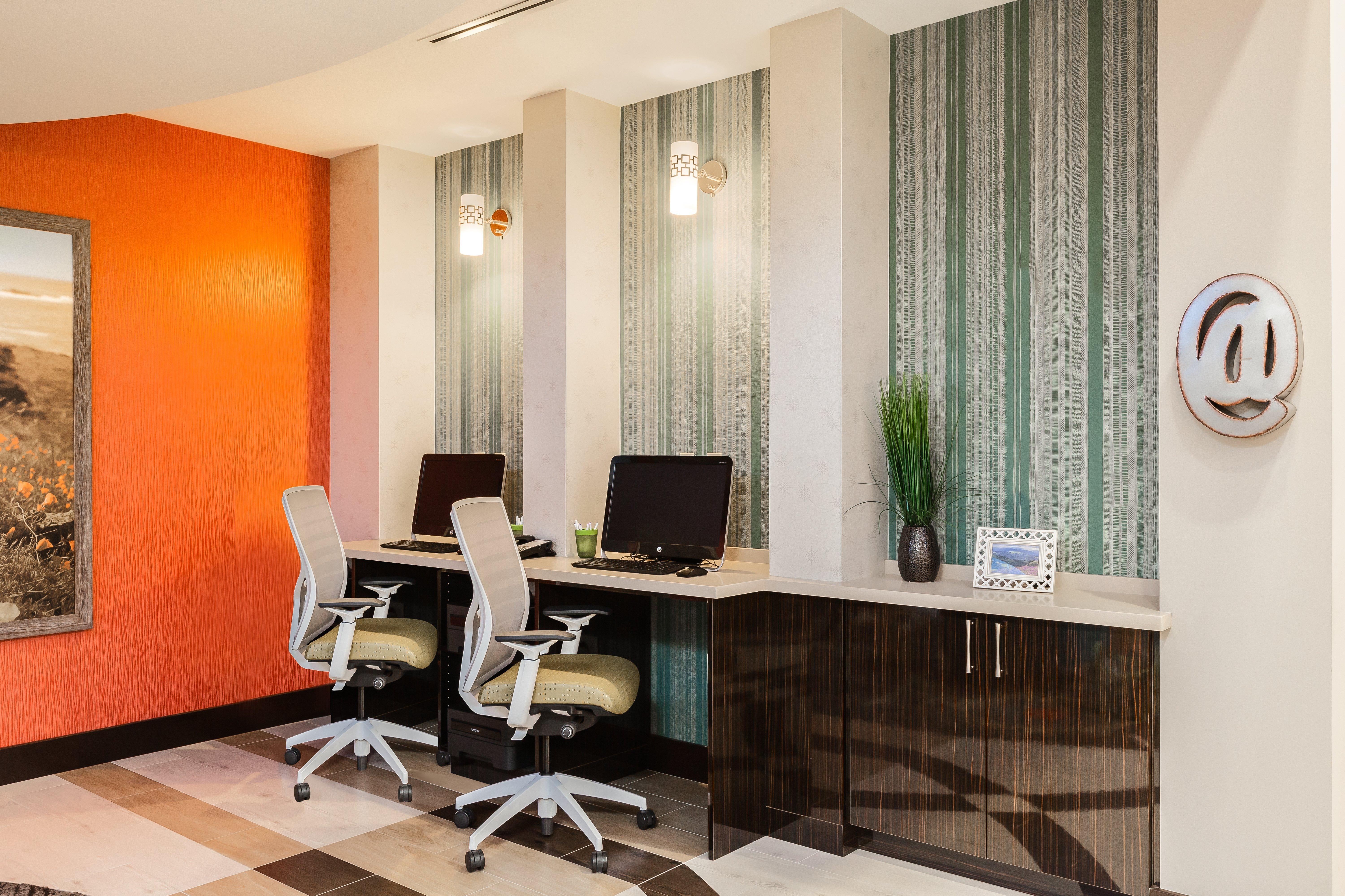Holiday Inn Express & Suites Eureka By Ihg Luaran gambar
