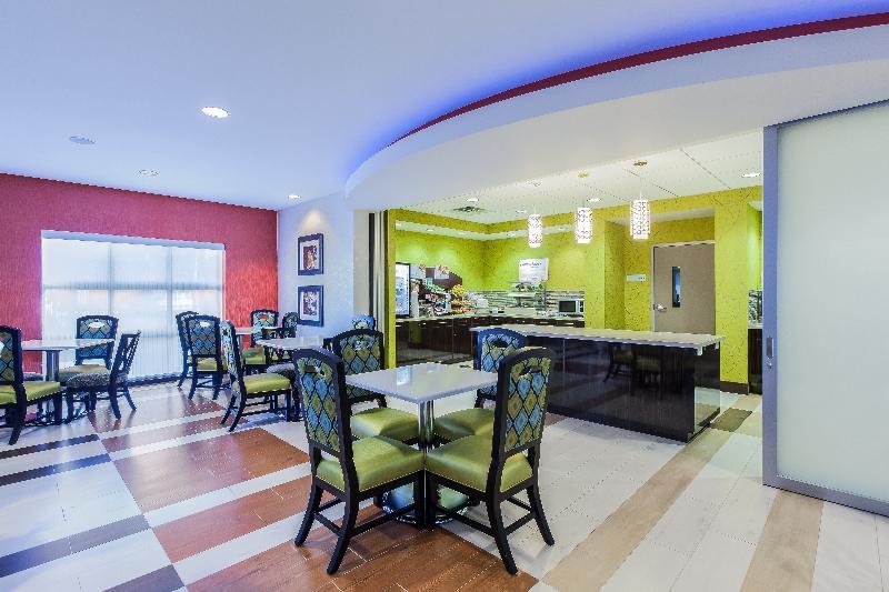 Holiday Inn Express & Suites Eureka By Ihg Luaran gambar